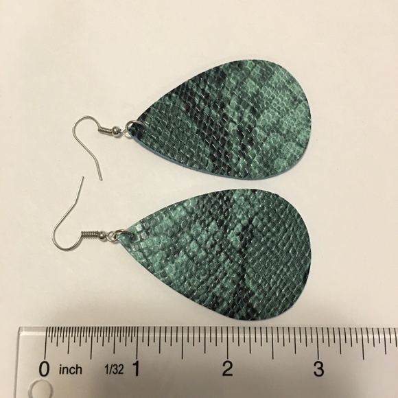 Green Snakeskin Leather Teardrop Earrings - Picture 3 of 4